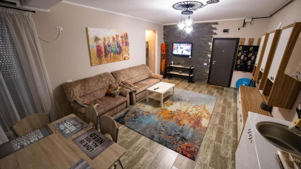 Roberto Deluxe Astoria Apartment *